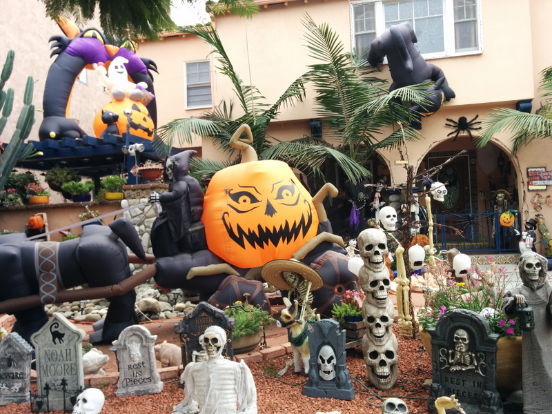 Illustration for article titled Halloween Decorations